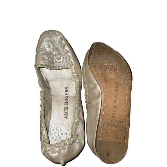 JACK ROGERS SZ 6M METALLIC CHAMPAGNE LEATHER BALLET FLATS FLORAL SHOES - Picture 3 of 7